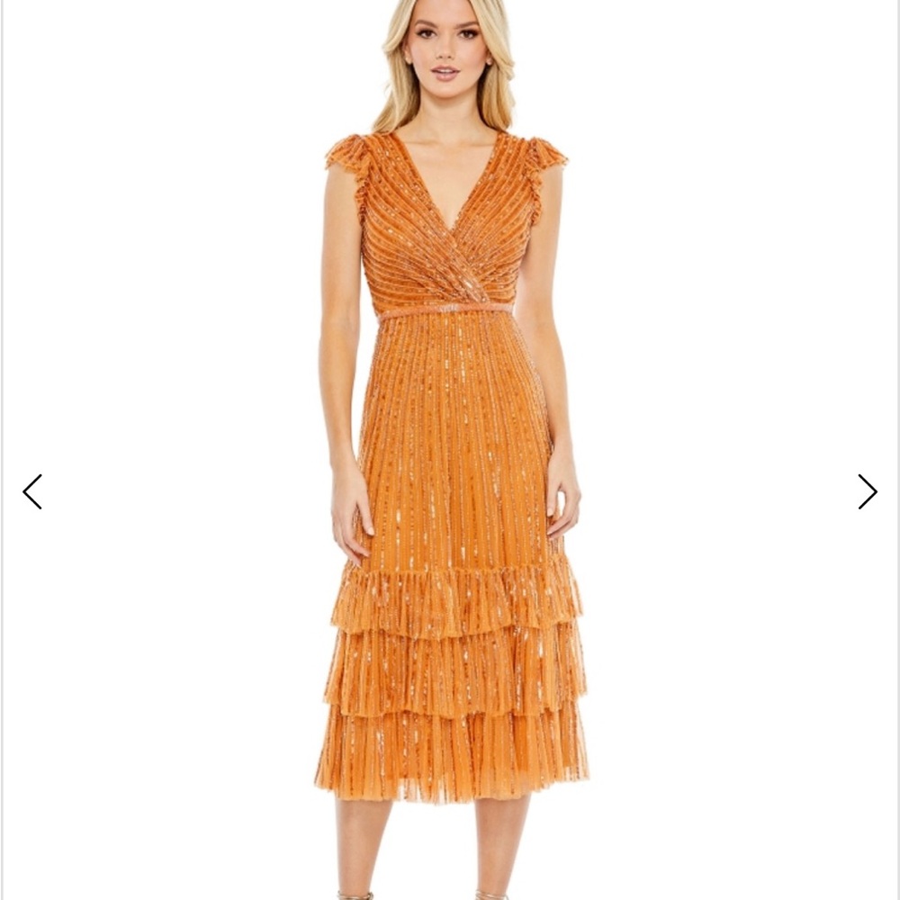 MAC DUGGAL
STYLE 5585Vibrant Orange Cocktail Dress